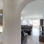 Apartment Very Family Apartment, Direct Pool Access Marbella