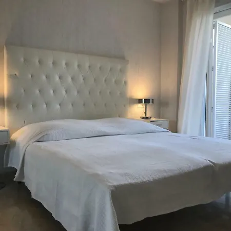 Very Family Apartment, Direct Pool Access