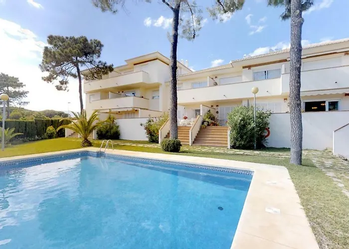 Very Family Apartment, Direct Pool Access Lejlighed *